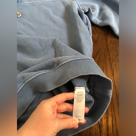 vineyard vines Men’s XS Heather Blue Garment-Dyed Shep 1/4 Zip Sweatshirt - Picture 8 of 11